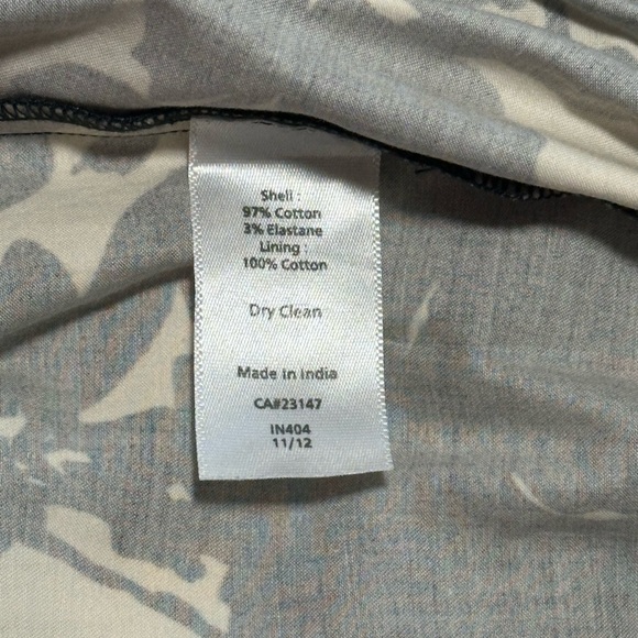 Talbots Petite Sleeveless Floral Fit and Flare Dress-Size 2P - Picture 7 of 7